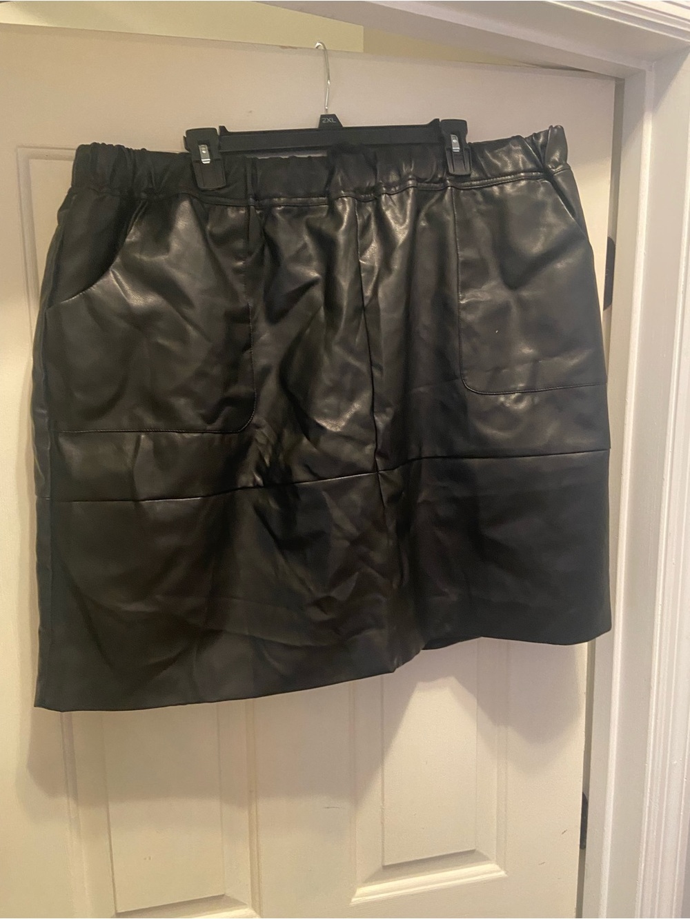 5X Black Faux Leather Pocket Skirt